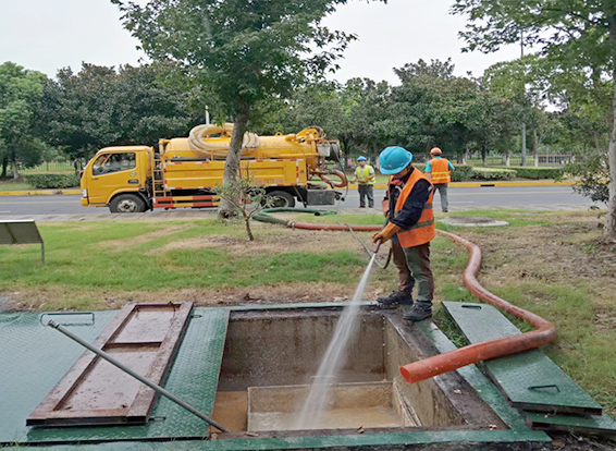 白云矿区化油池清理
