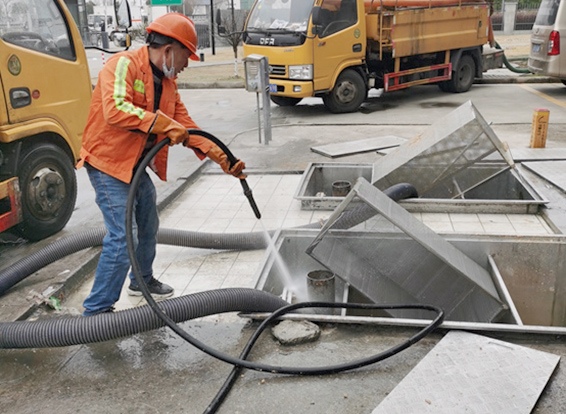 白云矿区隔油池清理